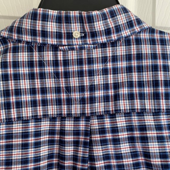 Tommy Hilfiger Plaid short sleeve Men's Button Up Logo/Crest NWOT - Picture 6 of 8
